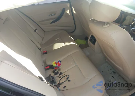 2014 BMW 320 xDrive из США, поврежденный, VIN WBA3C3C57EF984293